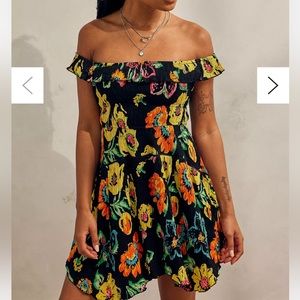 NWT - UO Aubrey Floral Off-Shoulder Mini Dress